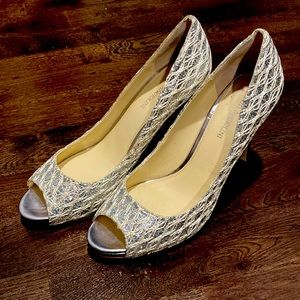 Enzo Angiolini Maiven silver sparkly 9M